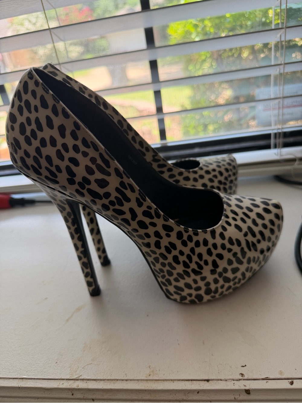 Leopard Print Platform High Heels - Black & White Women's Pumps